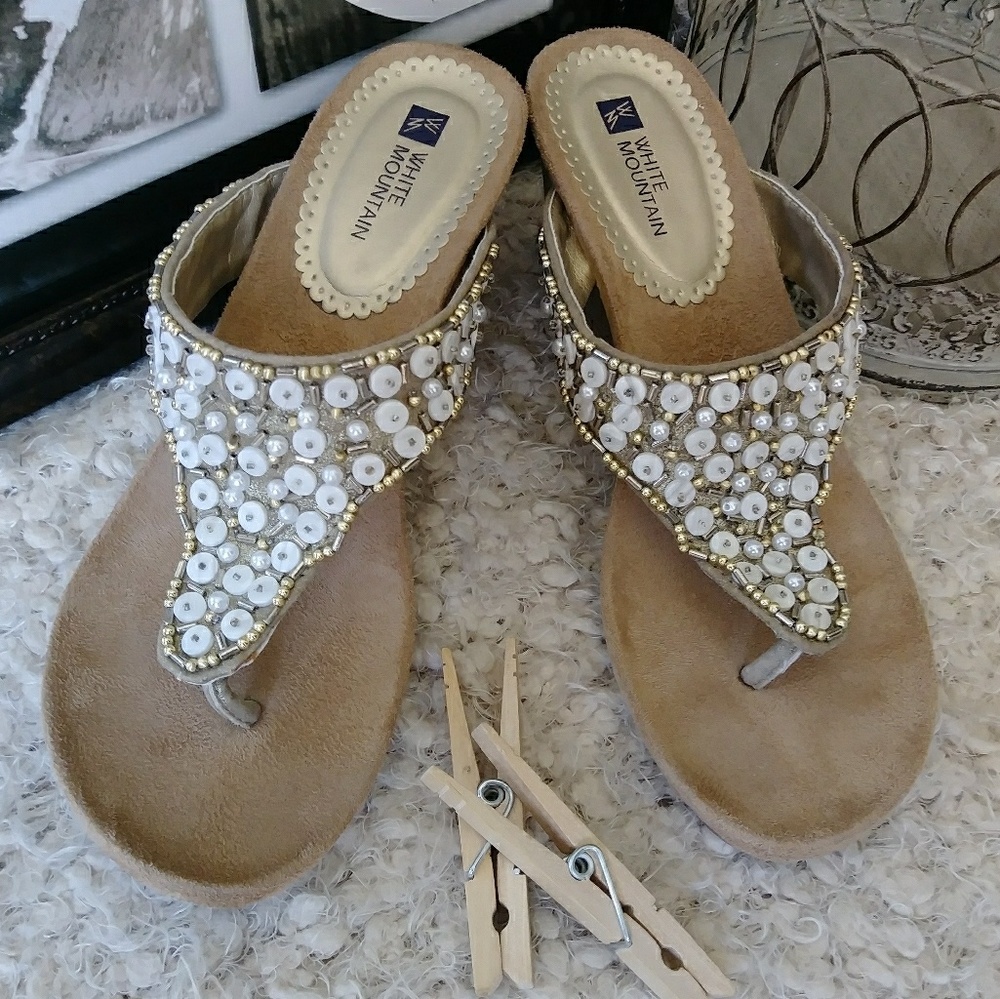 White Mountain Sandals!